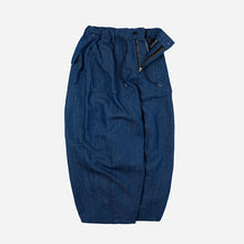 Load image into Gallery viewer, DENIM BALLOON PANTS - BLUE