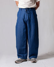 Load image into Gallery viewer, DENIM BALLOON PANTS - BLUE
