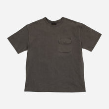 Load image into Gallery viewer, CIGARETTE POCKET PIGMENT DYEING T-SHIRT - CHARCOAL