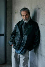 Load image into Gallery viewer, Waxed Cotton Heritage Hunting Jacket - Black
