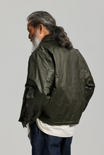 Load image into Gallery viewer, Waxed Cotton Heritage Hunting Jacket - Olive Brown