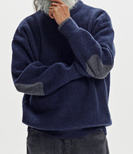 Load image into Gallery viewer, PATCH ROUND PULLOVER KNIT - NAVY