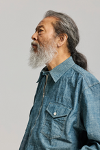 Load image into Gallery viewer, Kuroki Chambray Half Zip Shirt - Washed Blue