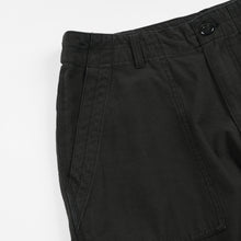 Load image into Gallery viewer, BACKSATIN ESSENTIAL FATIGUE SHORTS - BLACK
