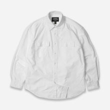 Load image into Gallery viewer, CIGARETTE POCKET CHAMBRAY SHIRT - WHITE