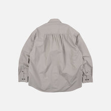 Load image into Gallery viewer, CIGARETTE POCKET TYPEWRITER SHIRT - MUD