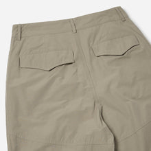 Load image into Gallery viewer, POCKET BALLOON PANTS - BEIGE
