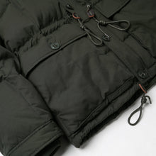 Load image into Gallery viewer, KARAKORAM DOWN PARKA JACKET - DARK GREEN