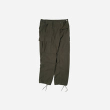 Load image into Gallery viewer, Army Pocket Cargo Pants - Olive
