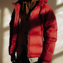 Load image into Gallery viewer, ALTAVIA DOWN JACKET - RED
