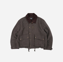 Load image into Gallery viewer, Herringbone Wool Hunting Jacket - Pine Brown
