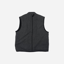 Load image into Gallery viewer, Herringbone Wool Hunting Vest - Grey Black
