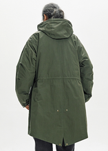Load image into Gallery viewer, Vincent M1965 Fishtail Parka - Olive
