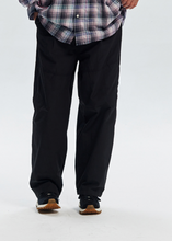 Load image into Gallery viewer, POCKET BALLOON PANTS - BLACK
