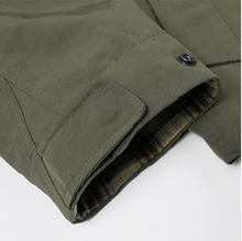 Load image into Gallery viewer, HERITAGE HUNTING JACKET  - OLIVE
