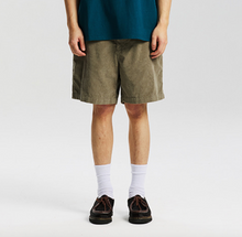 Load image into Gallery viewer, CORDUROY COMFORT SHORTS - MINT
