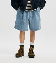Load image into Gallery viewer, LYOCELL BELTED DENIM SHORTS - LIGHT BLUE
