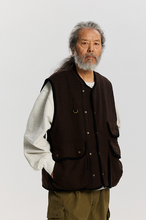 Load image into Gallery viewer, Herringbone Wool Hunting Vest - Chestnut Black
