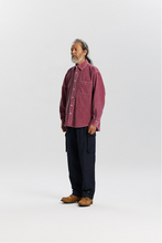 Load image into Gallery viewer, Pigment 8W Corduroy Shirt - Pink
