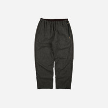 Load image into Gallery viewer, Wool Easy Pants - Forest Black
