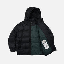Load image into Gallery viewer, Altavia Down Parka - Black

