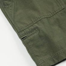 Load image into Gallery viewer, BACKSATIN ESSENTIAL FATIGUE SHORTS - OLIVE
