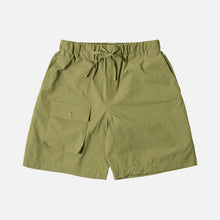 Load image into Gallery viewer, COMFORTABLE BANDING SHORTS - MOSS GREEN
