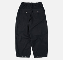 Load image into Gallery viewer, FOLD FATIGUE WIDE PANTS - BLACK
