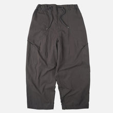 Load image into Gallery viewer, FOLD FATIGUE WIDE PANTS - CHARCOAL
