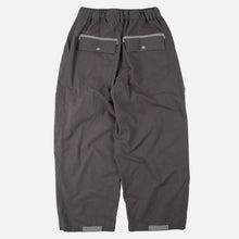 Load image into Gallery viewer, FOLD FATIGUE WIDE PANTS - CHARCOAL
