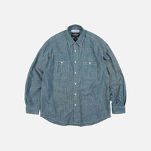 Load image into Gallery viewer, KUROKI CHAMBRAY WORK SHIRT - WASHED BLUE
