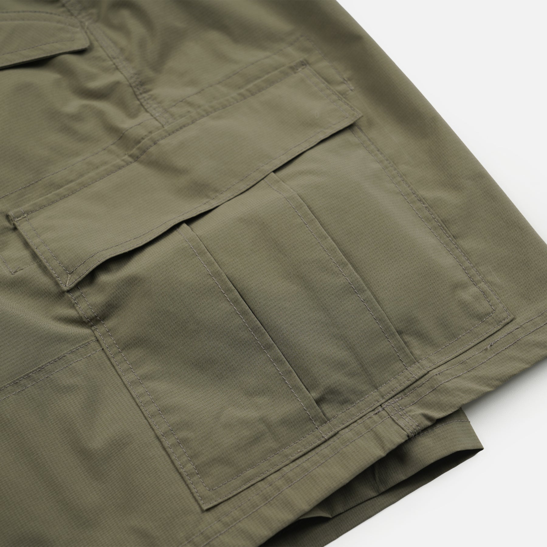 MICRO RIPSTOP CARGO SHORTS - LIGHT OLIVE - THE GREAT DIVIDE