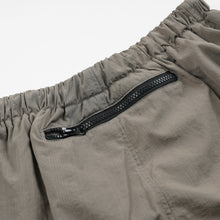 Load image into Gallery viewer, MONDRIAN LIGHT SHORTS - MUD
