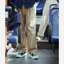 Load image into Gallery viewer, NODE DECK SHOE - GREEN
