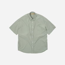 Load image into Gallery viewer, OG POPLIN OVERSIZED SHIRT - LIGHT GREEN
