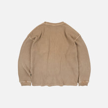 Load image into Gallery viewer, PIGMENT DYEING WAFFLE LS T-SHIRT - TAN
