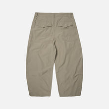 Load image into Gallery viewer, POCKET BALLOON PANTS - BEIGE
