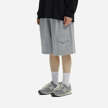 Load image into Gallery viewer, POUCH POCKET SWEAT SHORTS - GRAY
