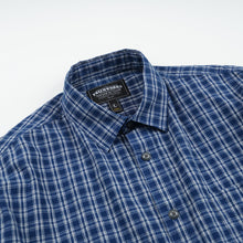 Load image into Gallery viewer, SEERSUCKER CHECKED SHIRT - BLUE
