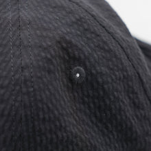 Load image into Gallery viewer, SEERSUCKER FEATHER CAP - CHARCOAL
