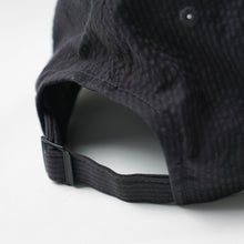 Load image into Gallery viewer, SEERSUCKER FEATHER CAP - CHARCOAL
