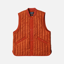 Load image into Gallery viewer, STRIPE QUILT MIL LINER VEST - ORANGE
