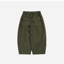 Load image into Gallery viewer, TWILL BALLOON PANTS - OLIVE
