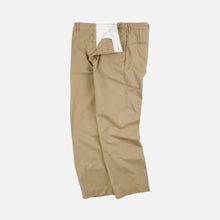 Load image into Gallery viewer, WASHED OFFICER CHINO PANTS - BEIGE
