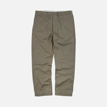 Load image into Gallery viewer, WASHED OFFICER CHINO PANTS - MUD
