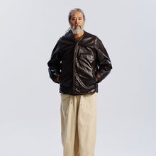 Load image into Gallery viewer, Waxed Cowhide Reversible Liner Jacket - Brown
