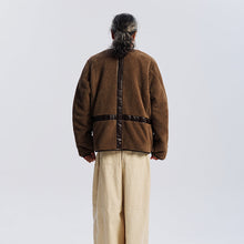 Load image into Gallery viewer, Waxed Cowhide Reversible Liner Jacket - Brown
