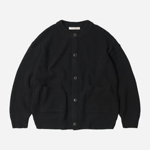 Load image into Gallery viewer, HEAVY WOOL ROUND CARDIGAN - BLACK - THE GREAT DIVIDE
